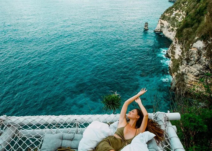 Tropical Glamping Nusa Penida Diamond - Cliff Side Edge *