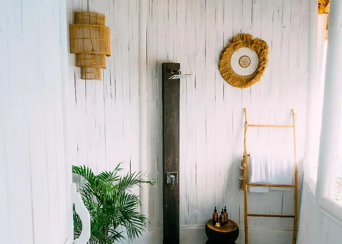 Tropical Glamping Nusa Penida Diamond - Cliff Side Edge