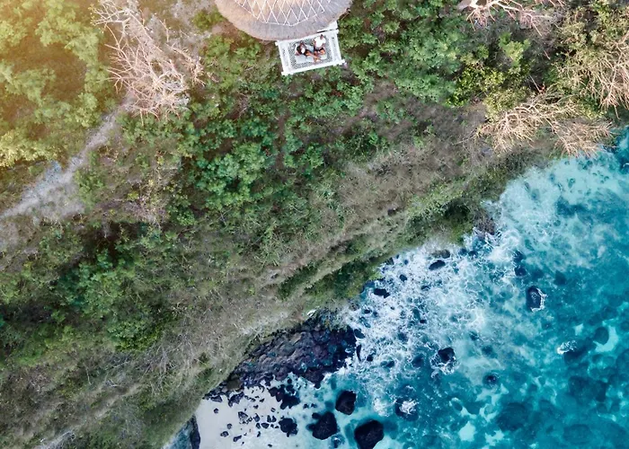 Tropical Glamping Nusa Penida Diamond - Cliff Side Edge *