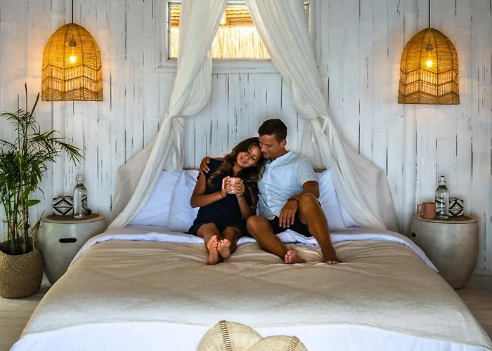 Villa Tropical Glamping Nusa Penida Diamond - Cliff Side Edge Pelilit