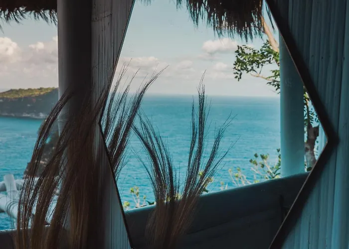 Tropical Glamping Nusa Penida Diamond - Cliff Side Edge