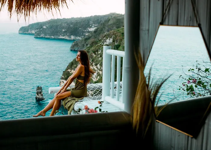 Villa Tropical Glamping Nusa Penida Diamond - Cliff Side Edge *
